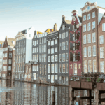 Canales emblemáticos de Amsterdam.