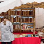 Sant Jordi va más allá de las rosas: las iniciativas solidarias que tienes que conocer